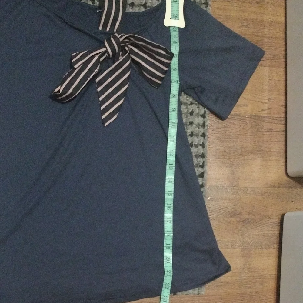 SHEIN Navy Top with Striped Bow Accent - Picture 6 of 8